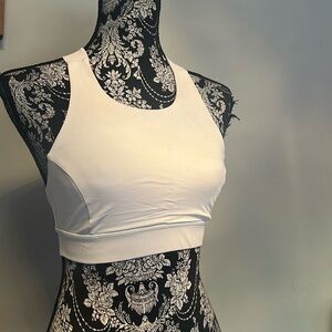 Lululemon size 6 sports bra